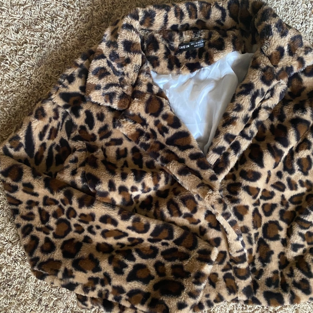 CROPPED CHEETAH JACKET